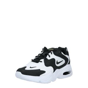Nike Sportswear Tenisky 'Advantage 4' černá / bílá